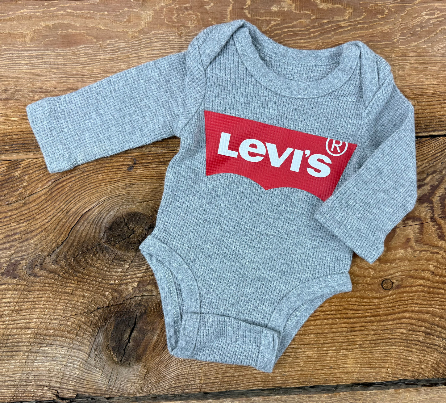 Levi’s NB Waffle Onesie