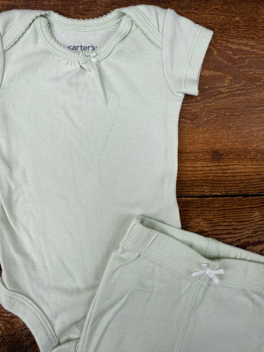 Carter’s NB Outfit