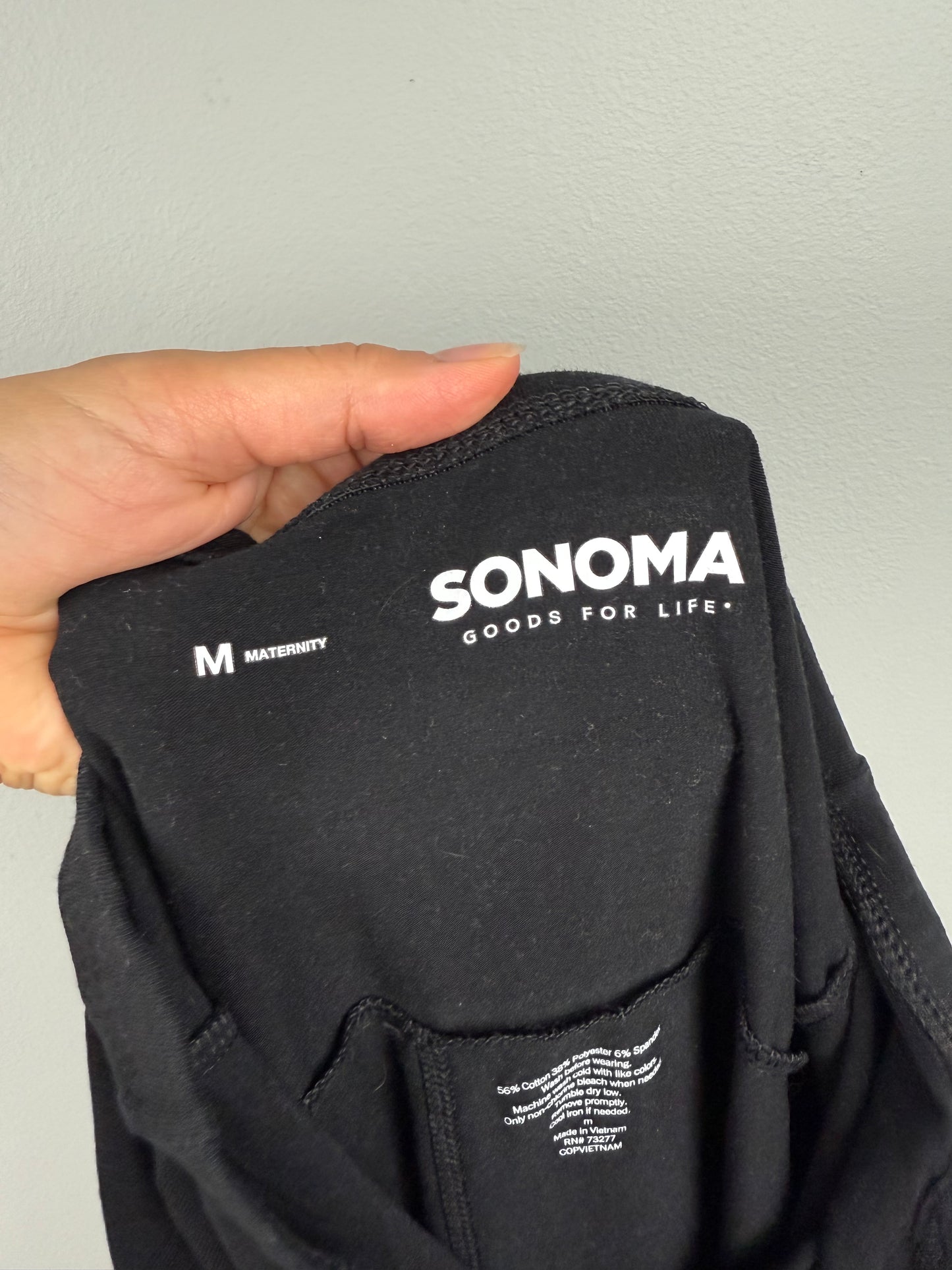 Sonoma Maternity Medium Legging