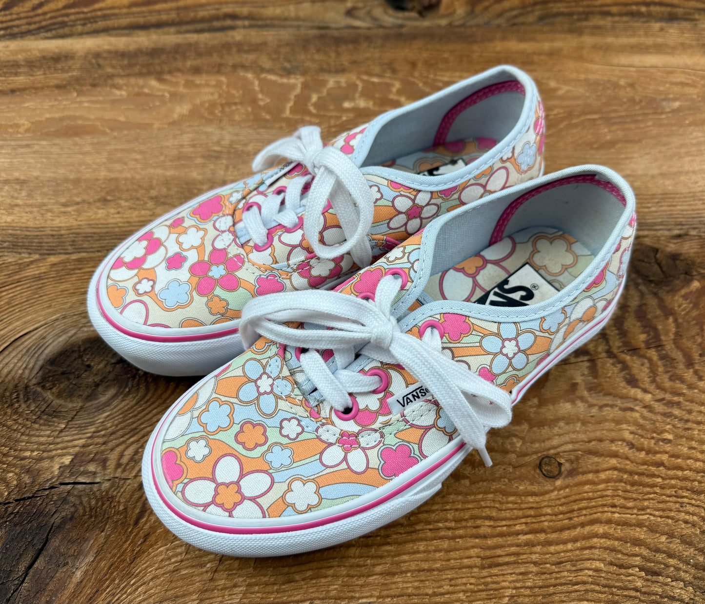 Vans Women’s size 5 Floral Platform Shoe
