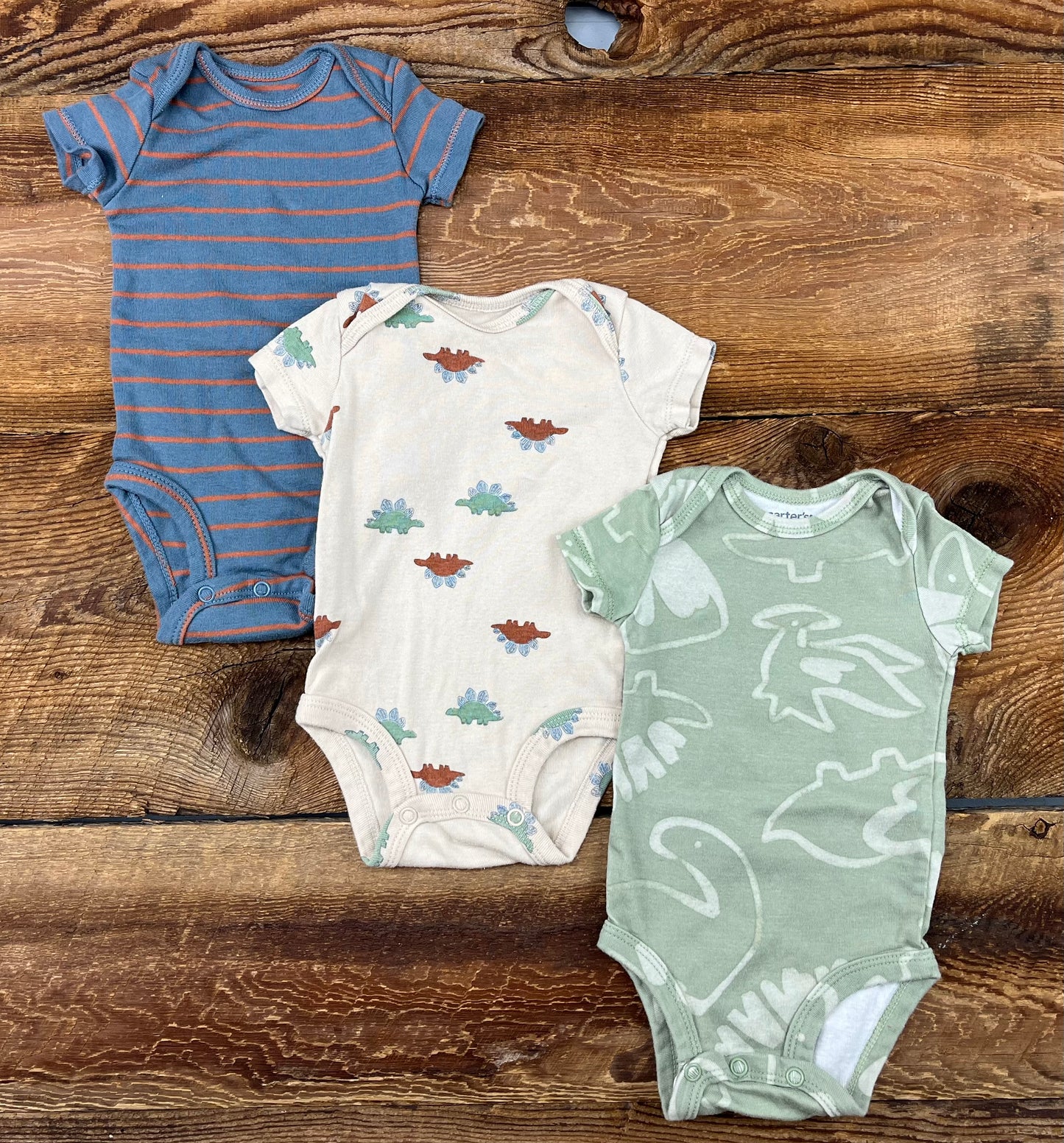 Carter’s 3M Dino Onesie Set