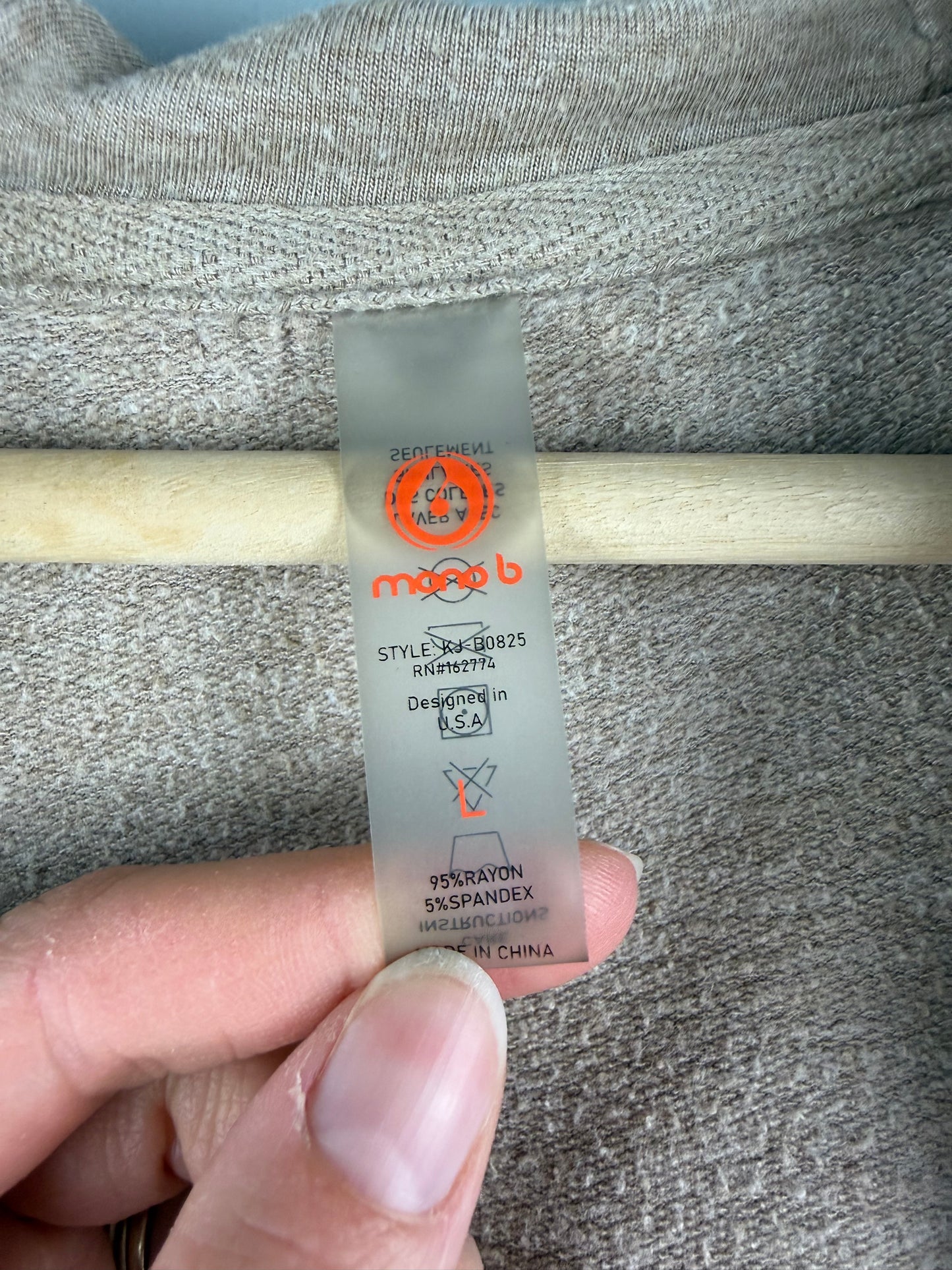 Mono B Women’s Large Cardigan