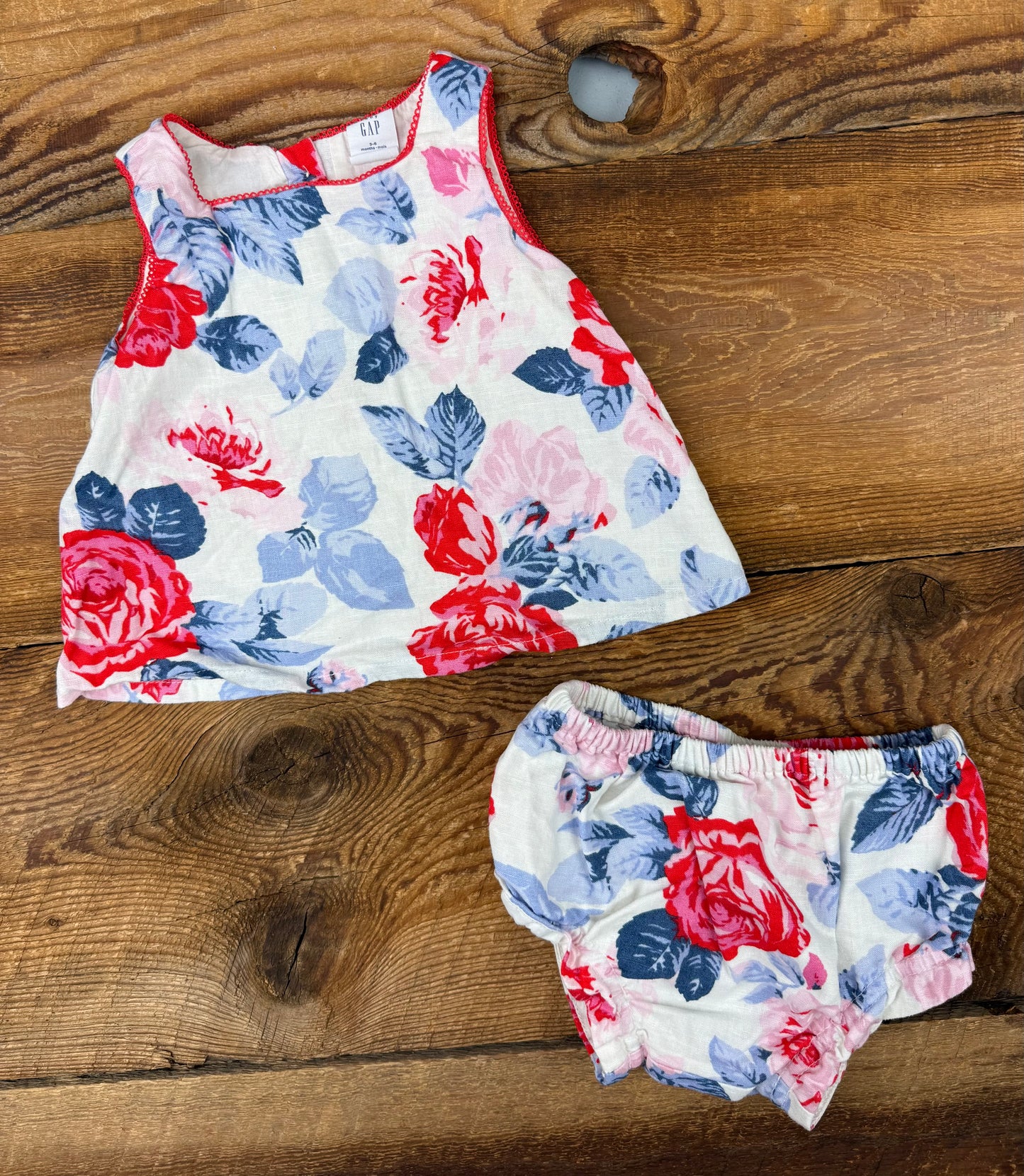 Gap 3-6M Floral Muslin Outfit