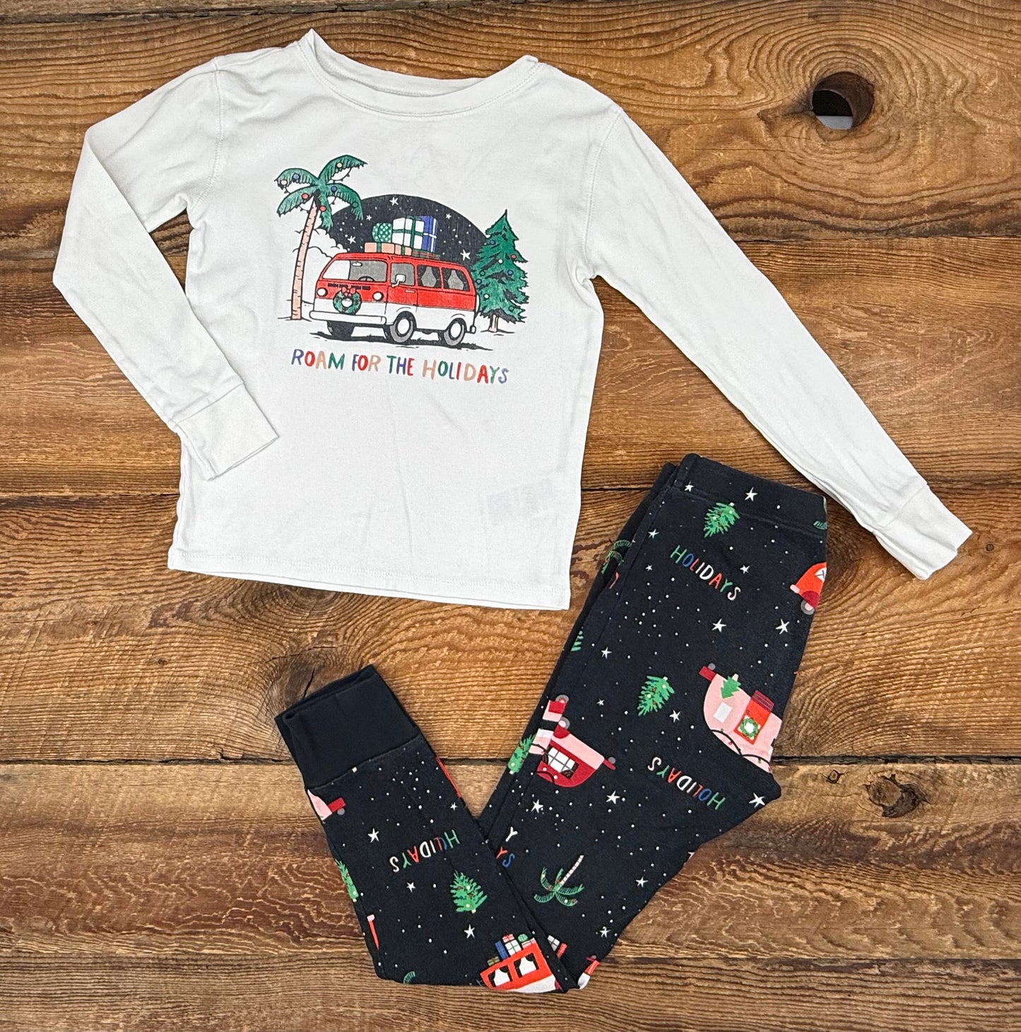 Old Navy Medium (8) Holiday Pajamas