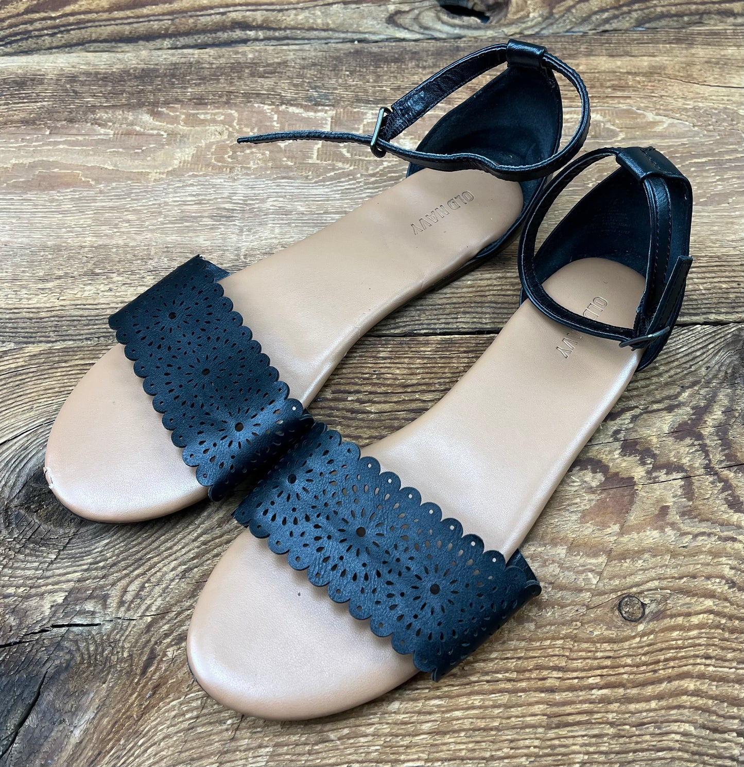 Old Navy 6Y Sandal
