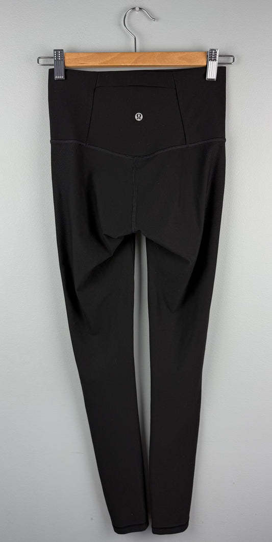 Lululemon Women’s 6 Align Legging
