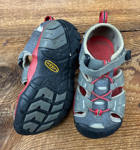 Keen 7C Sandals