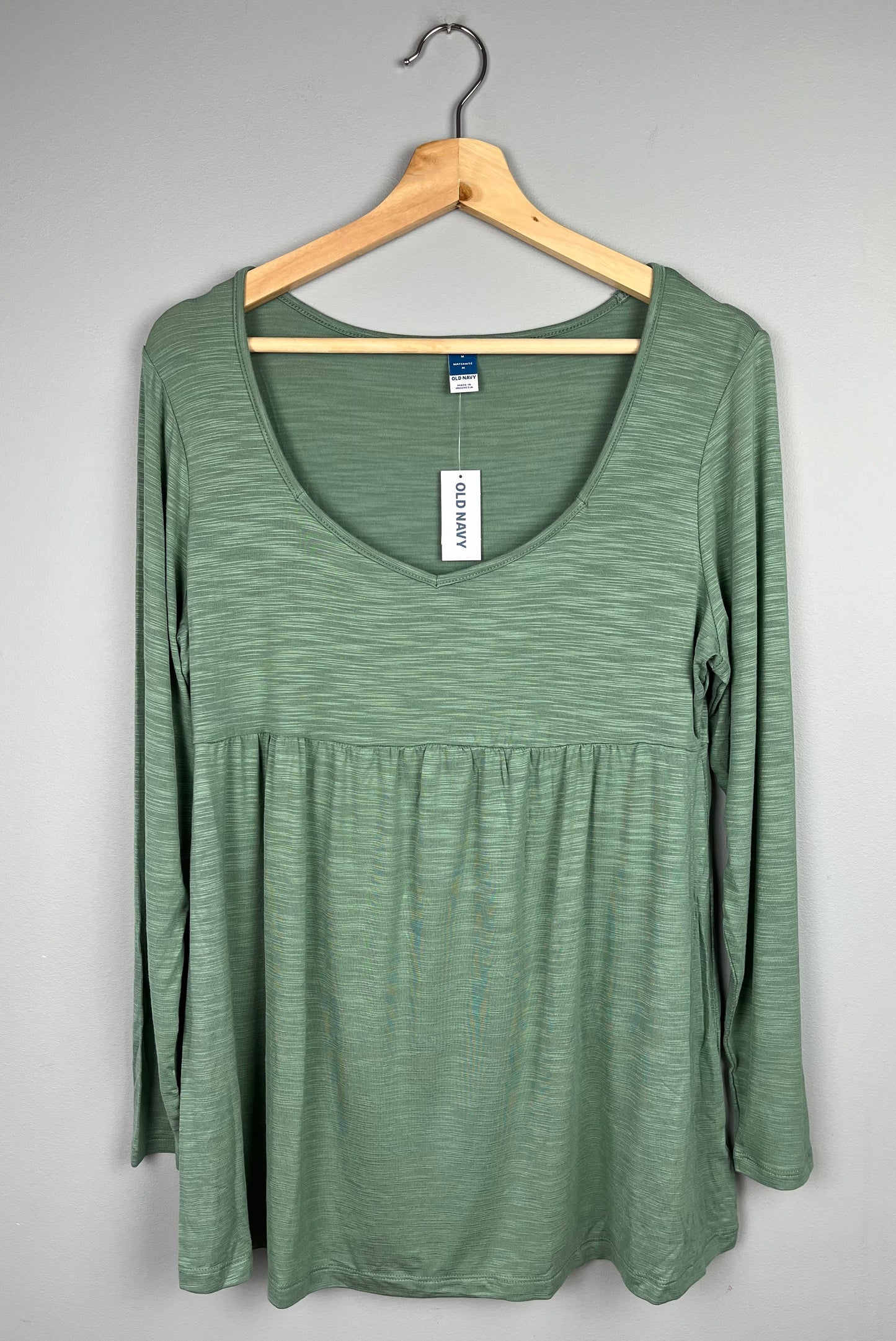 Old Navy Maternity Medium Shirt