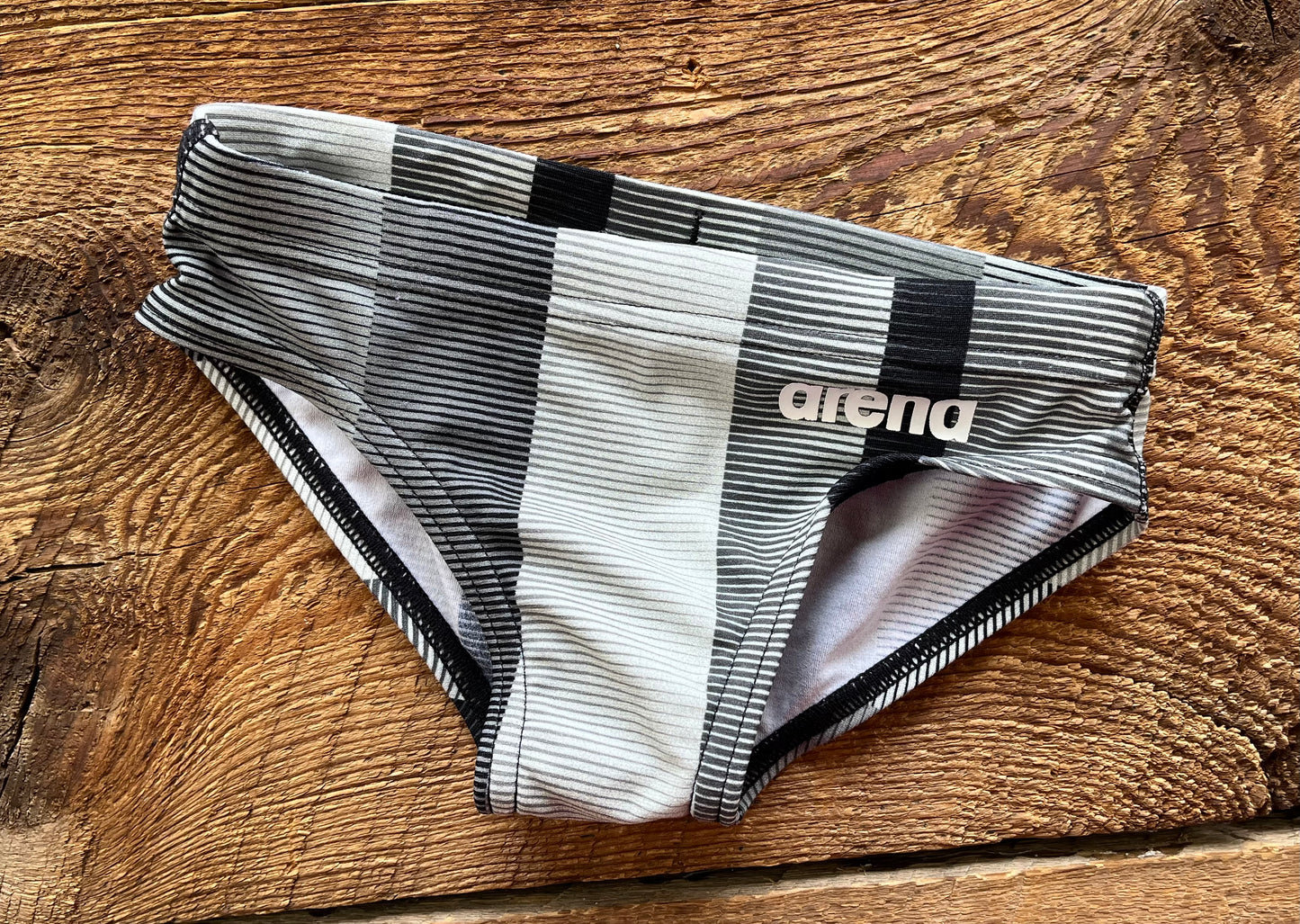 Arena size 22 (3/4t) Speedo