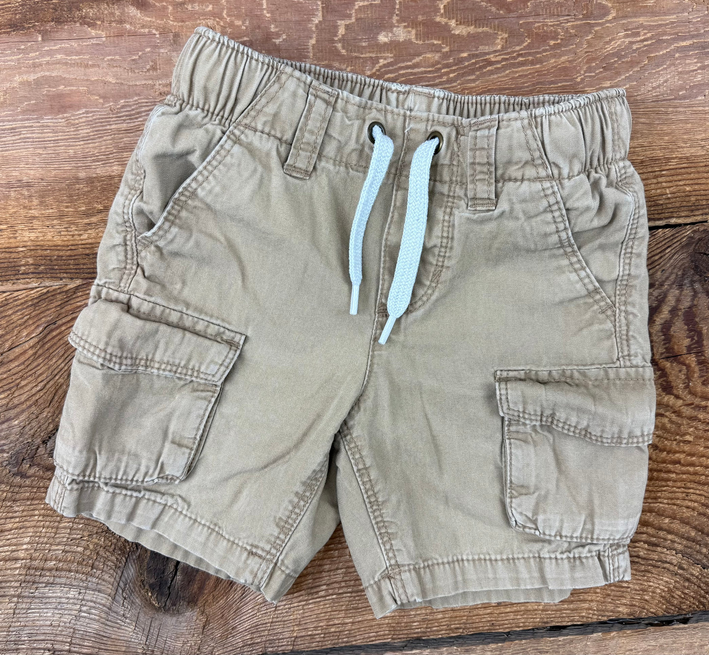 Old Navy 2T Khaki Short