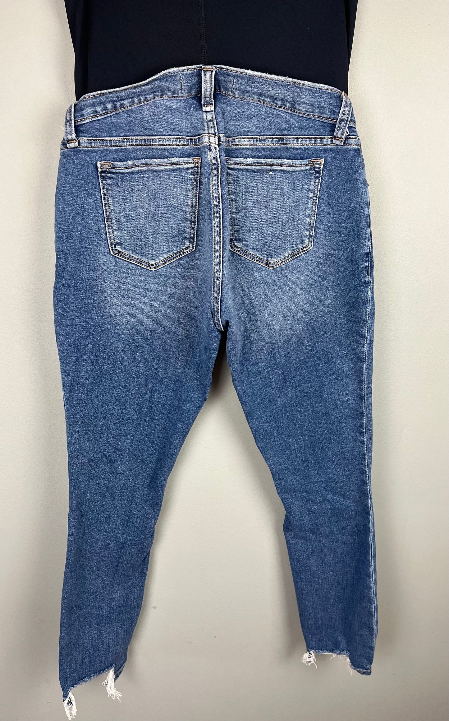 Abercrombie & Fitch Maternity 27/4 Distressed Ankle Jean