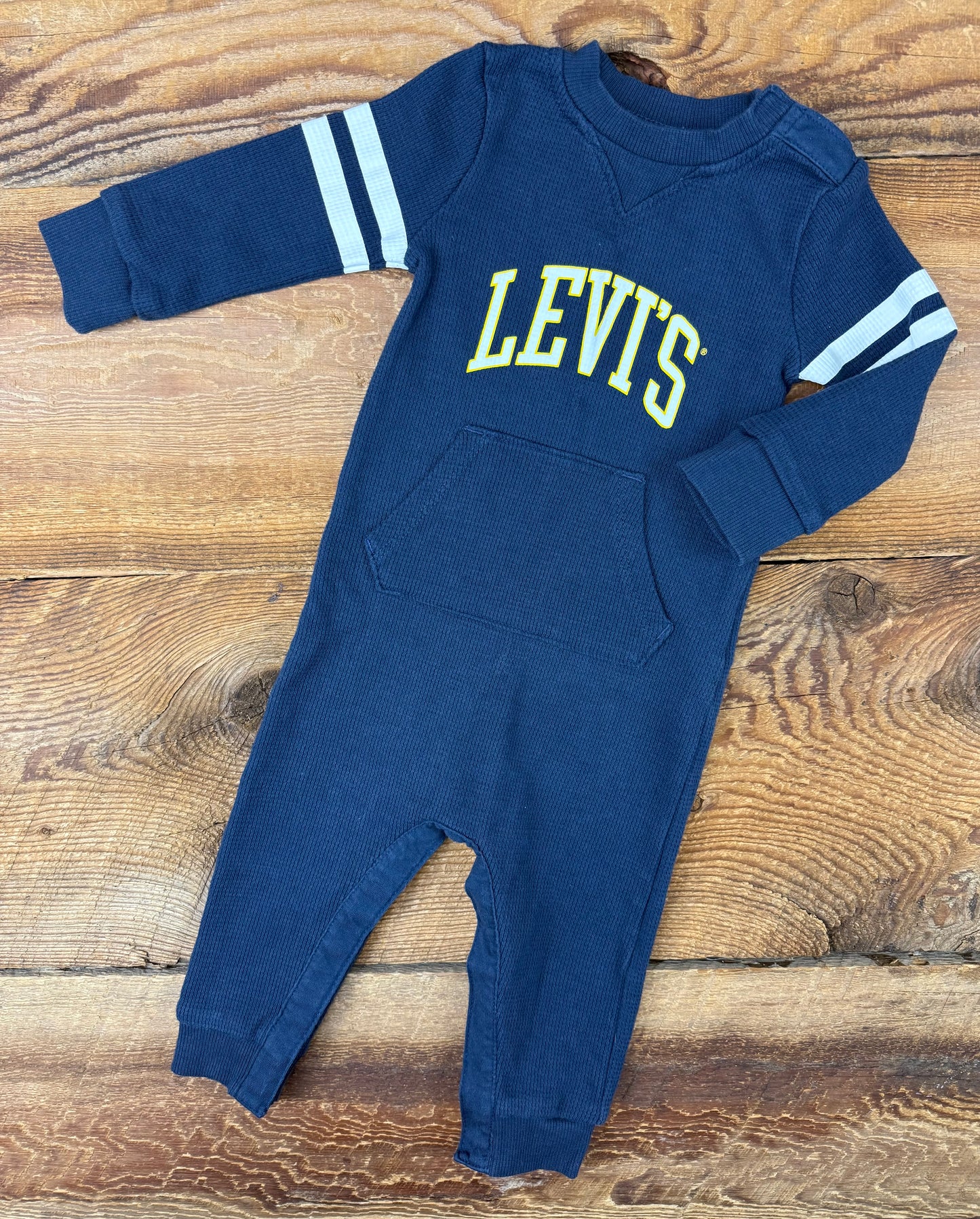 Levi’s 9M Jumper