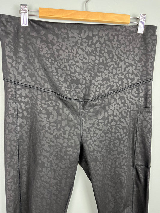 Gap Maternity Medium Textured Legging