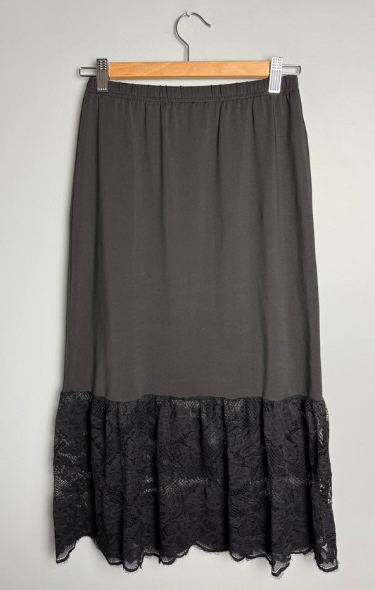 Women's Small Lace Skirt Slip