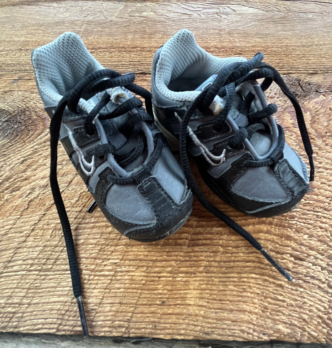 Nike 3 Infant Athletic Shoe