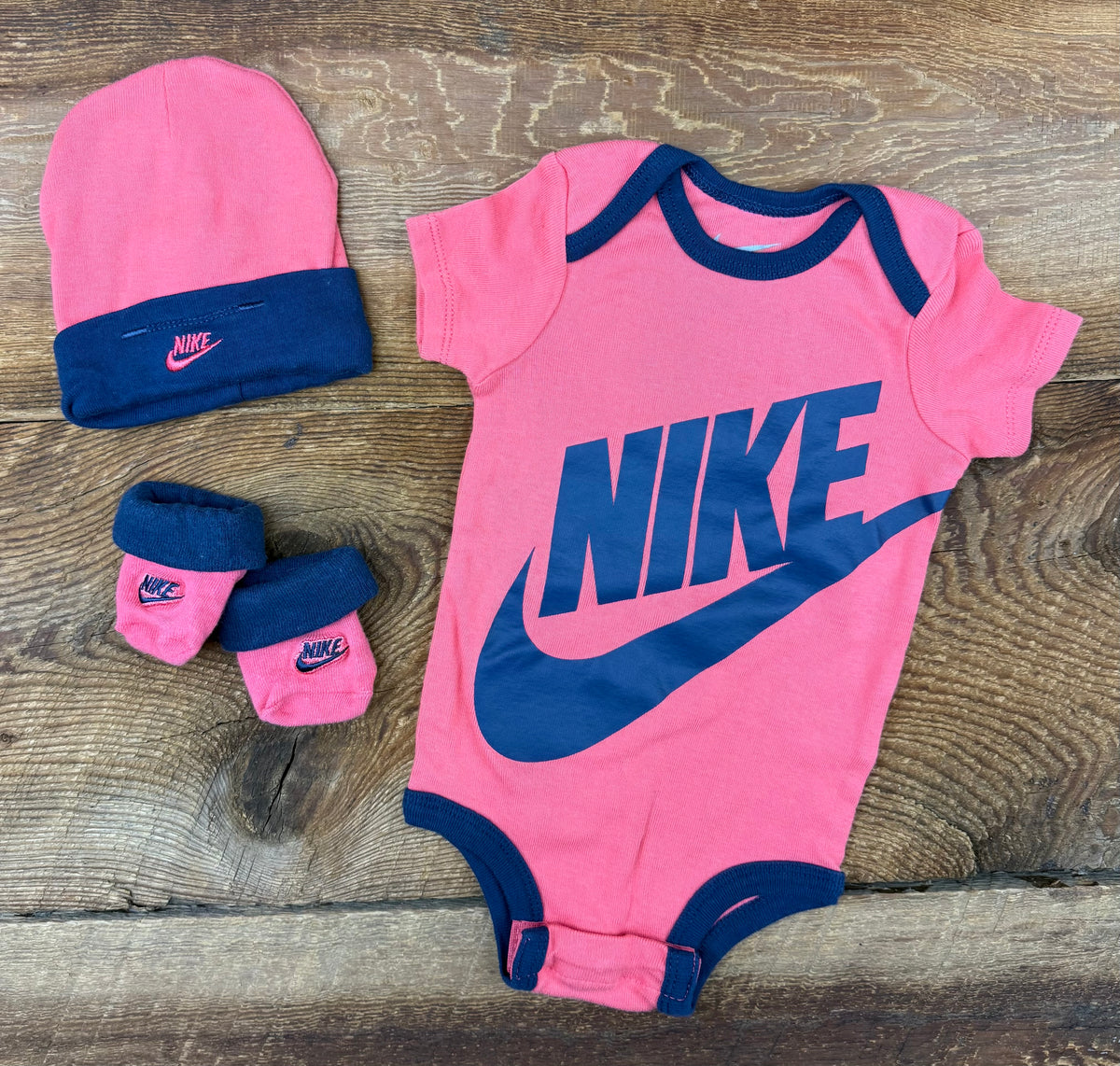 Nike 0-3M Set