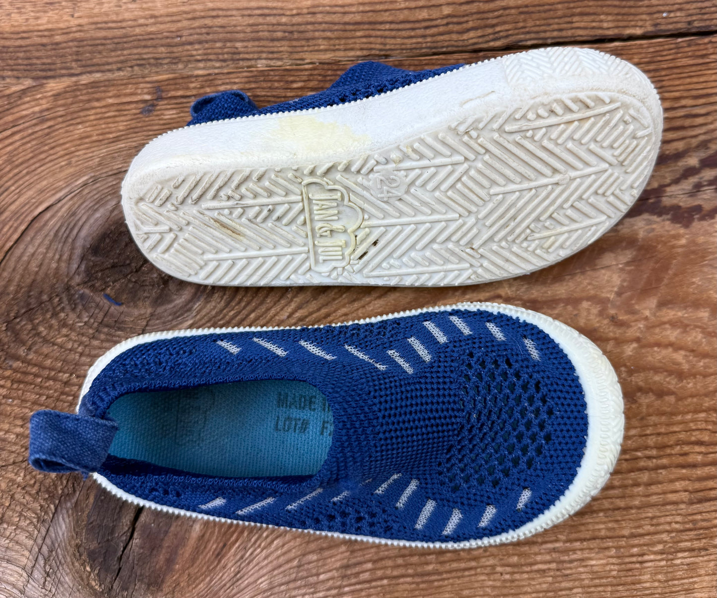 Jan & Jul 24C (8C) Slip on Knit Shoe