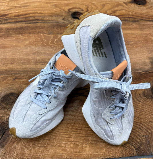 New Balance Women's 8 Running Shoe
