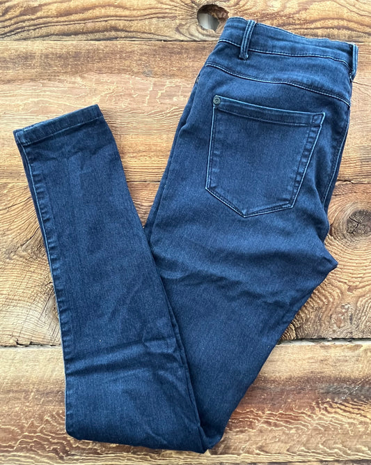 ONLY Women’s size 32 Distressed Skinny Jean