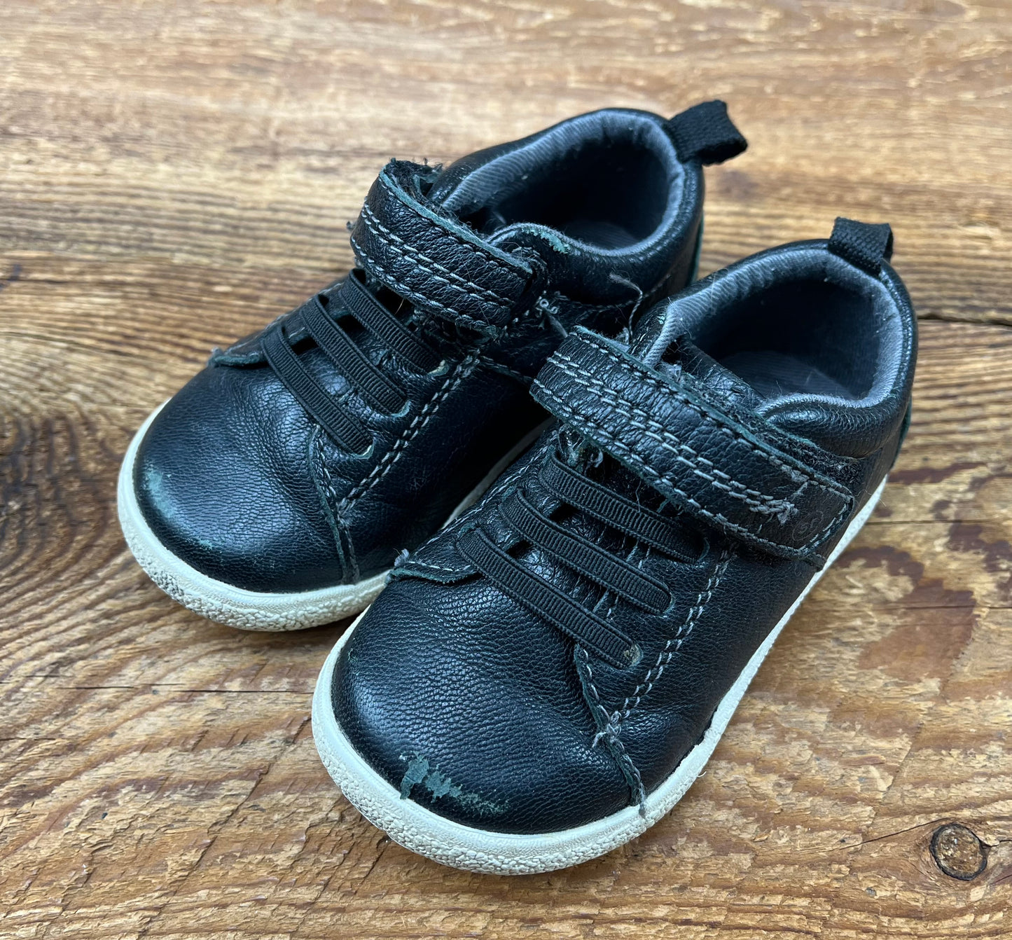 Stride Rite 4T Walking Shoe