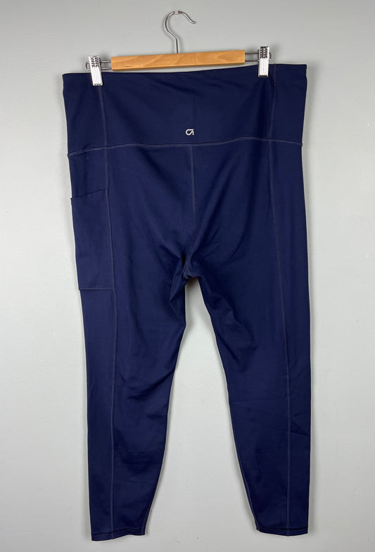 Gap Fit Maternity Large Cropped Legging