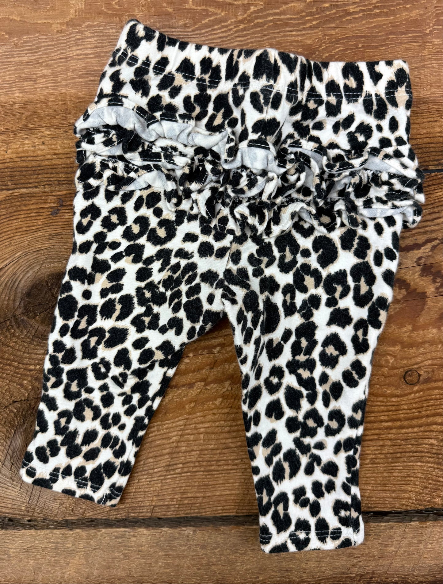 Old Navy 3-6M Animal Print Ruffle Legging