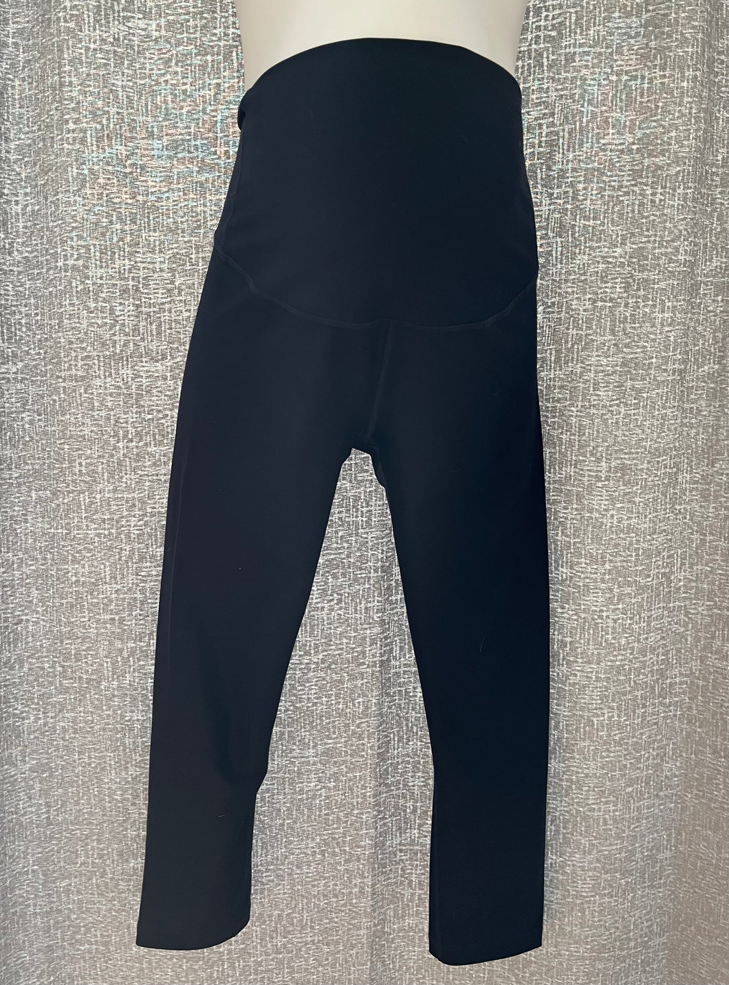 Old Navy Small Maternity Active Leggings