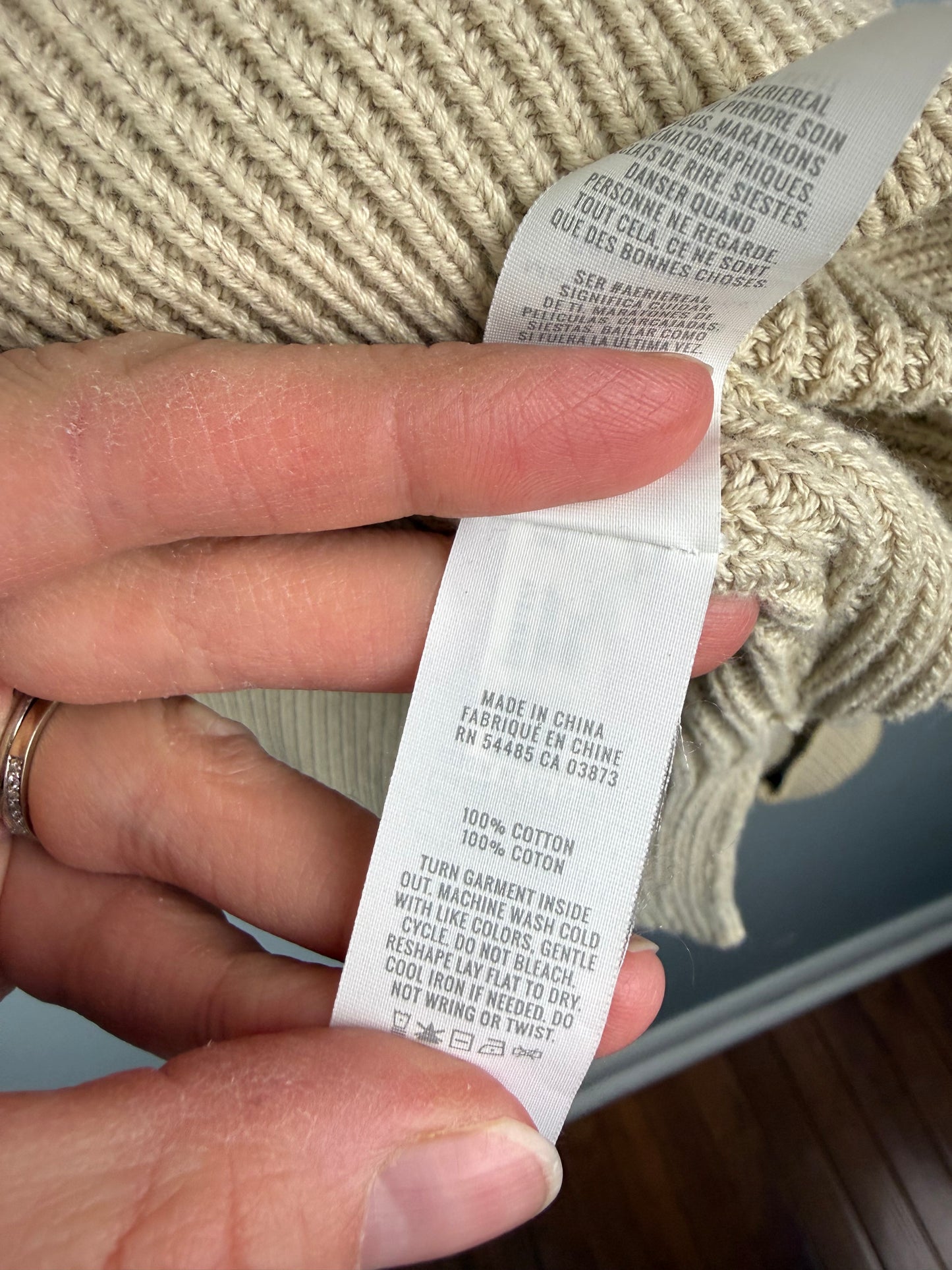 Aerie Women’s Small Knit Sweater