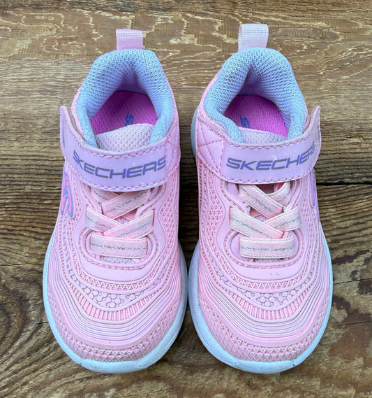 Sketchers 5C Running Shoe