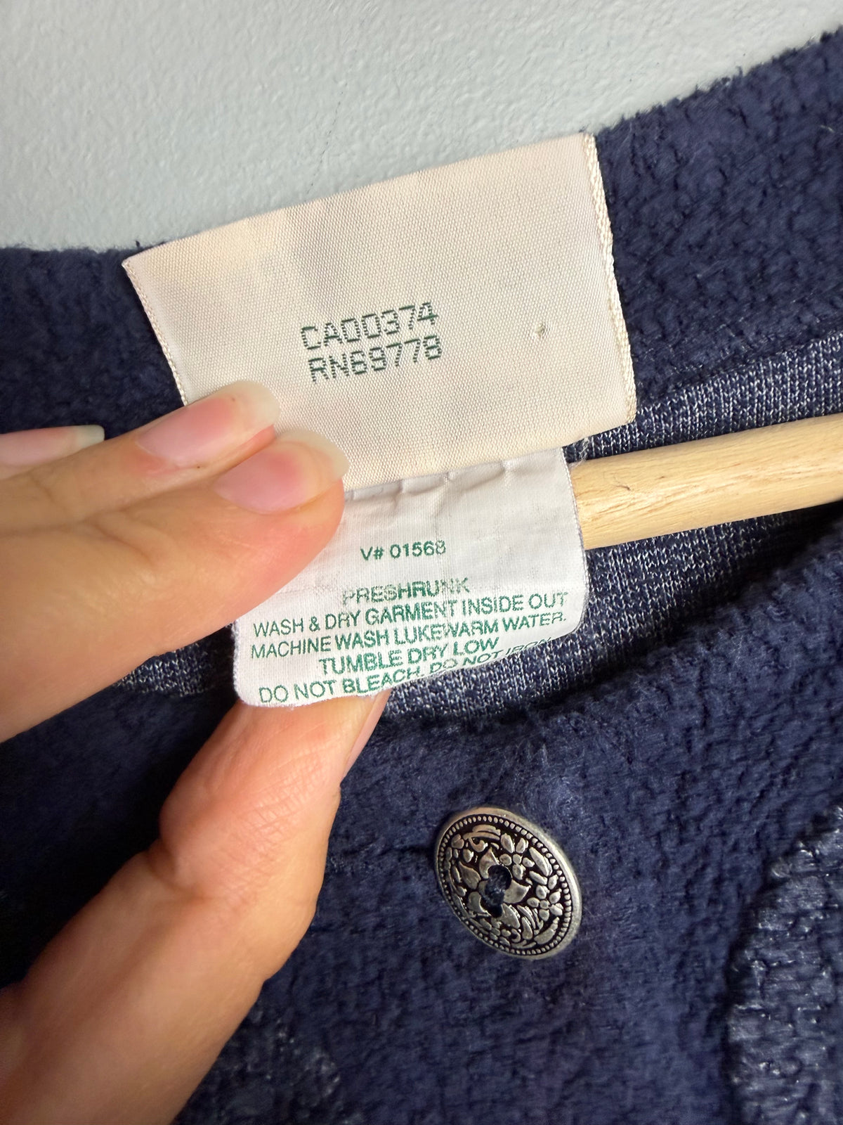 Northern Reflections Women’s Medium Vintage Fleece Cardigan