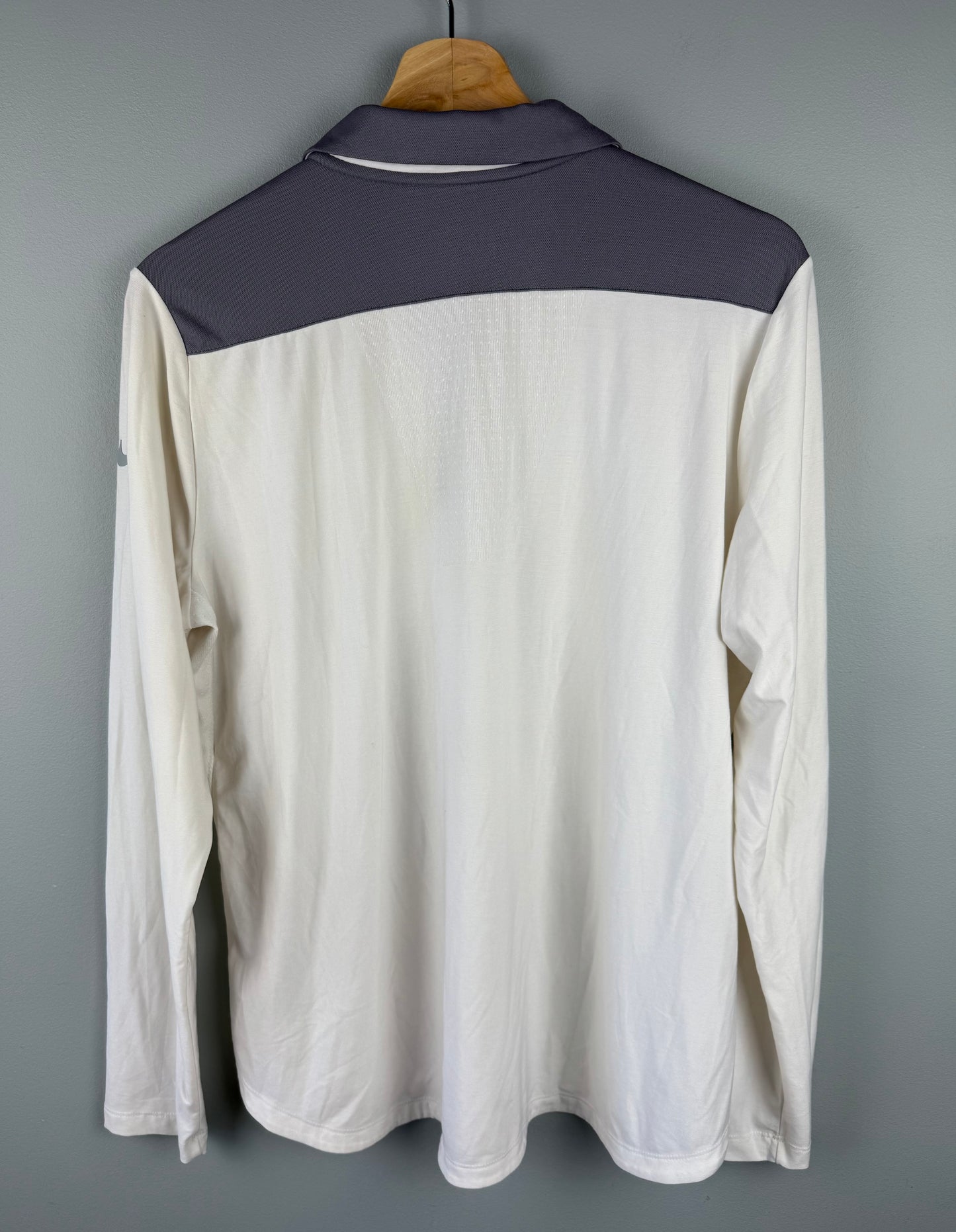 Nike Women’s XL Quarter Zip Sweater
