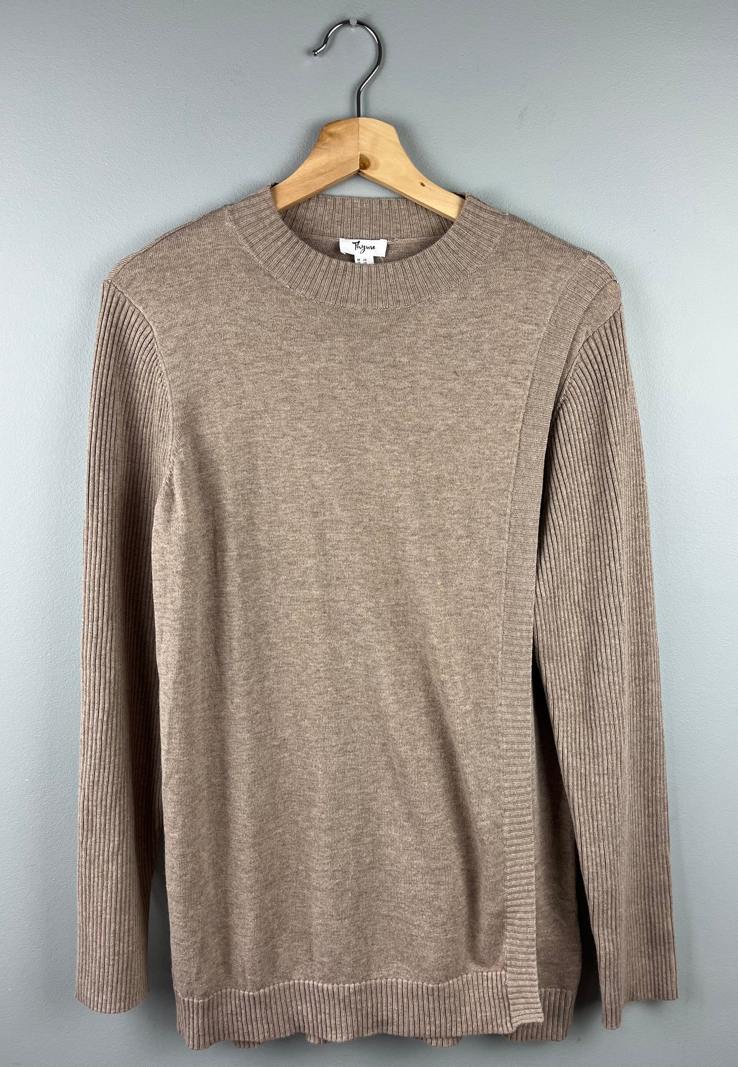 Thyme Maternity Large Nursing Knit Crewneck