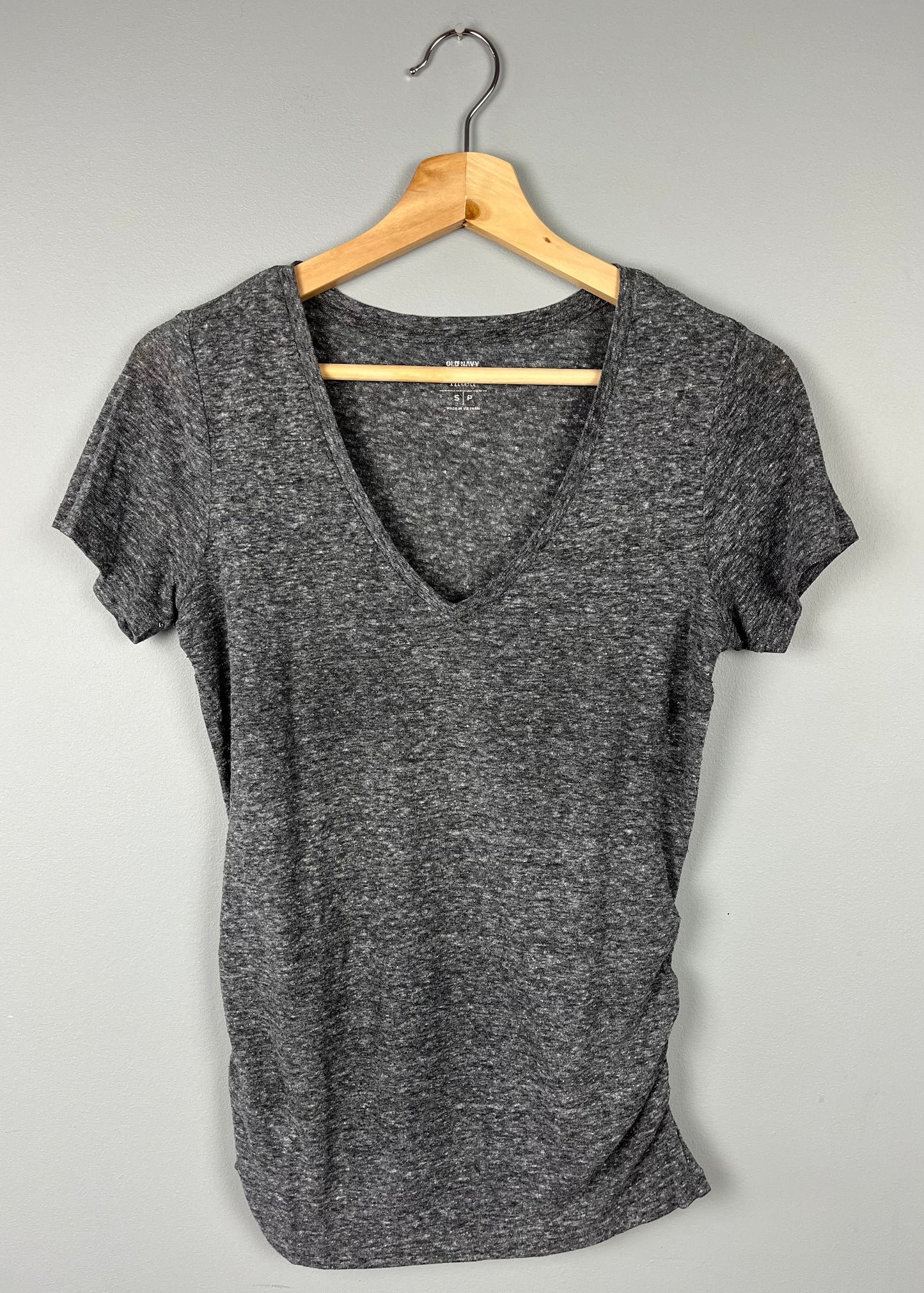 Old Navy Maternity Small Fitted Tee