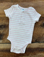 Load image into Gallery viewer, Old Navy 6-12M Ribbed Onesie
