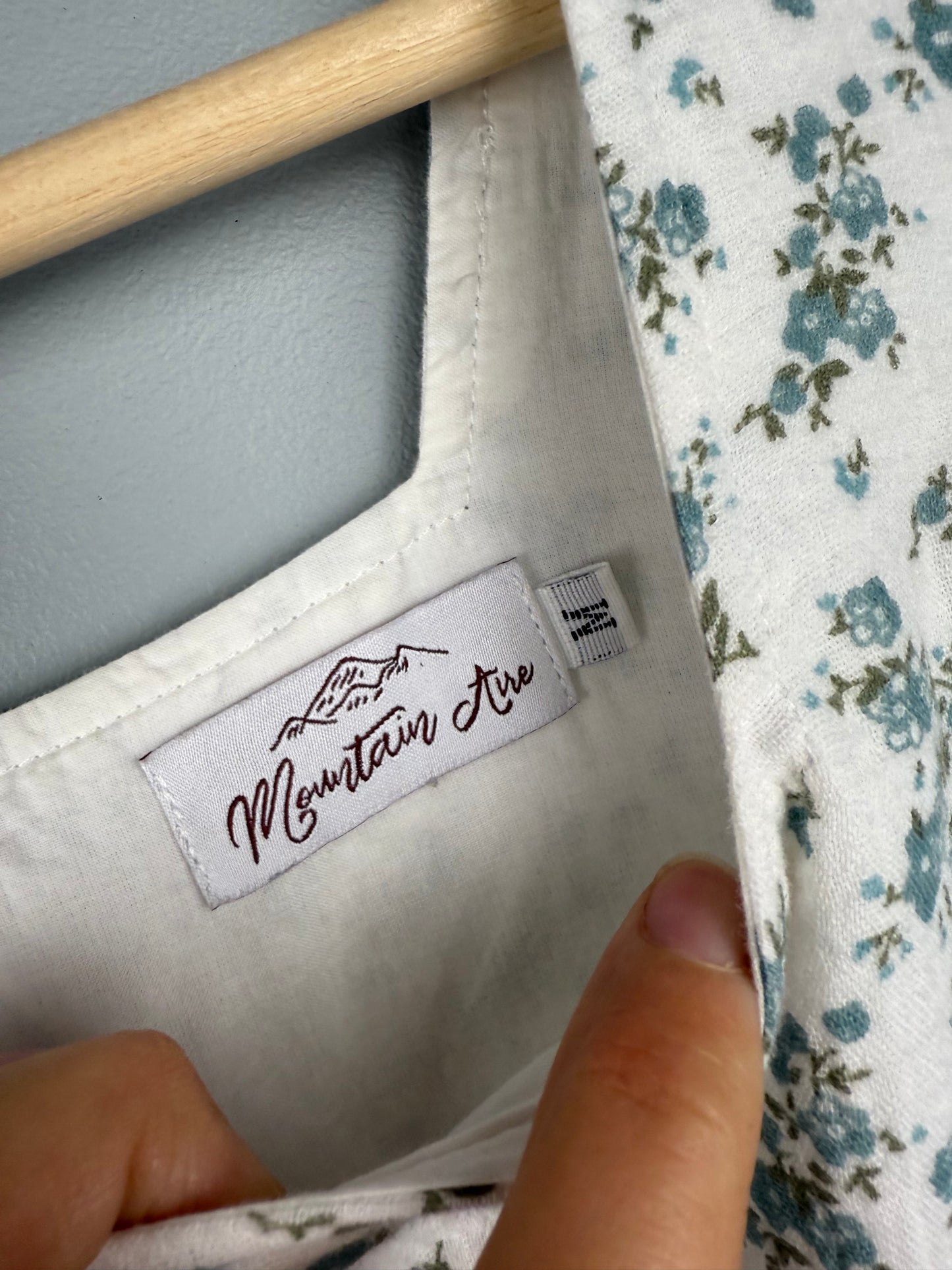 Mountain Aire Medium Nursing Dress