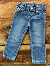 Load image into Gallery viewer, The Children’s Place 2T Skinny Jean
