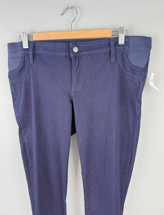 Gap Maternity 31S Skinny Jegging