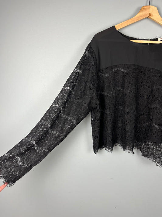 Standards & Practices Women’s 1X Lace Cropped Top