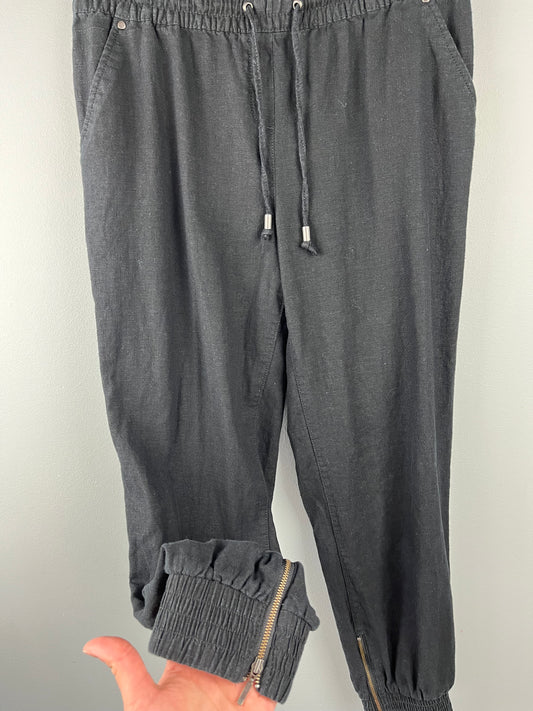 Dynamite Women’s Medium Jogger