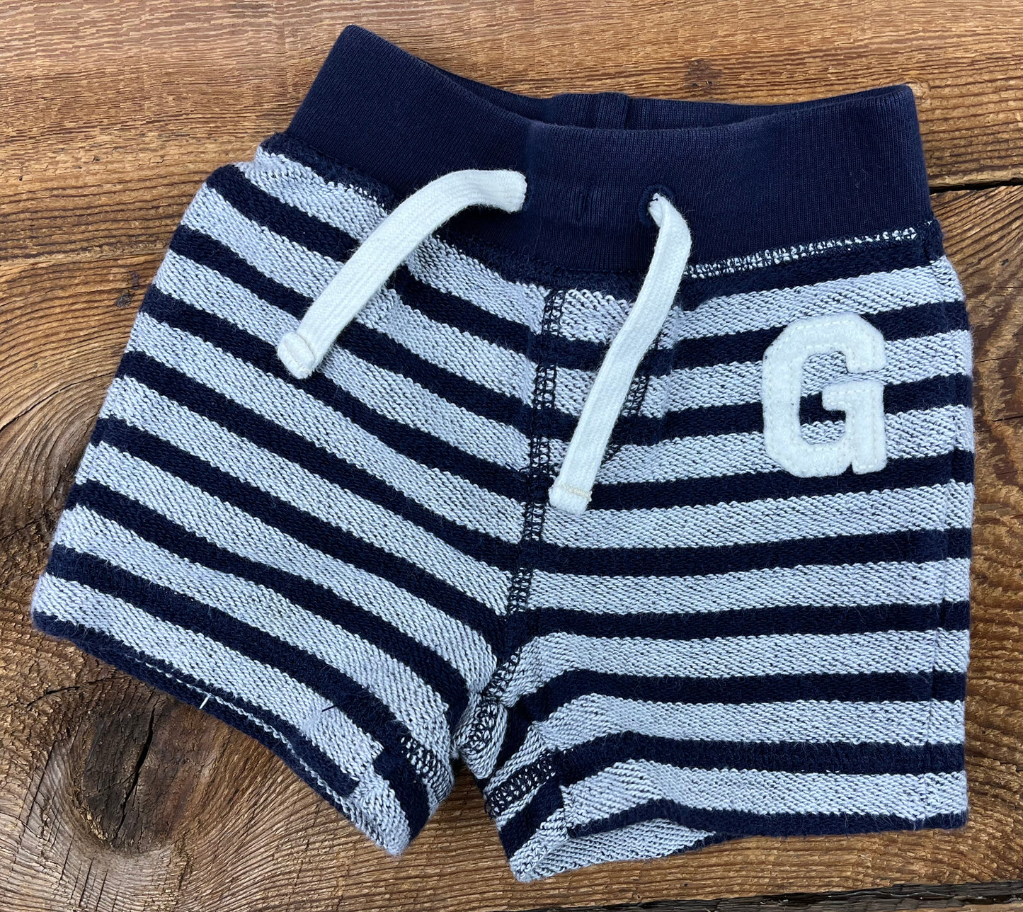 Gap 6-12M Short