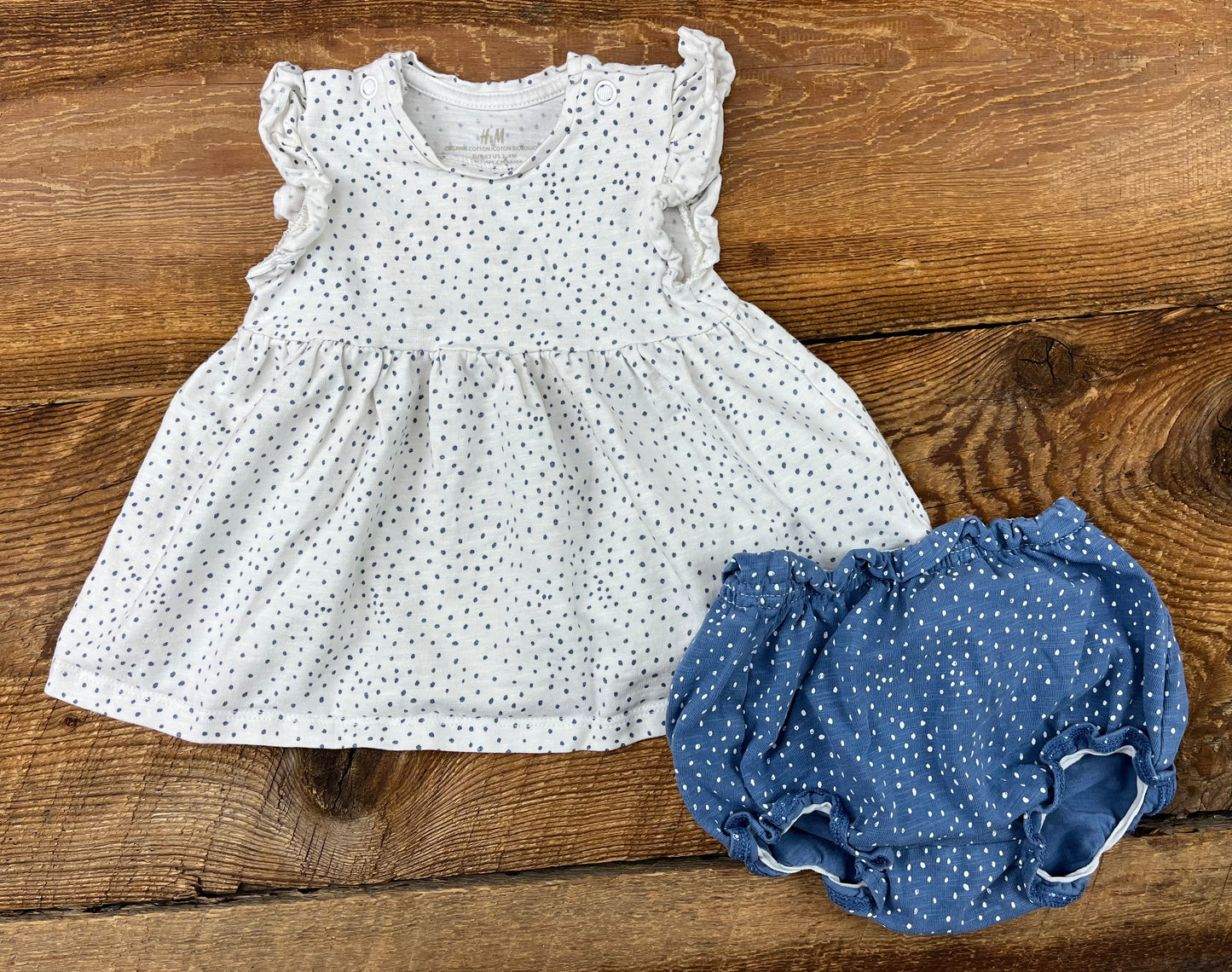 H&M 2-4M Outfit
