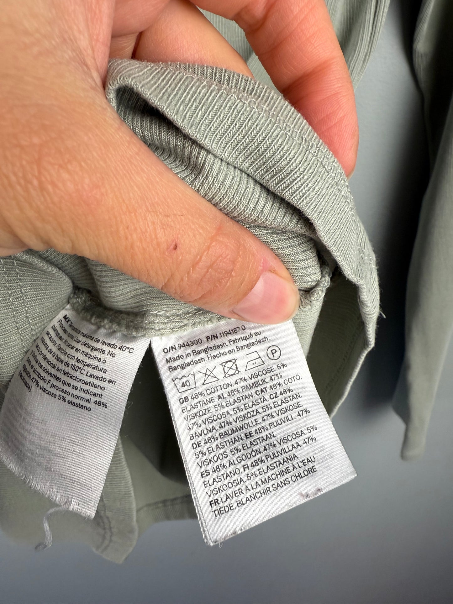 H&M Maternity Medium Ribbed Shirt
