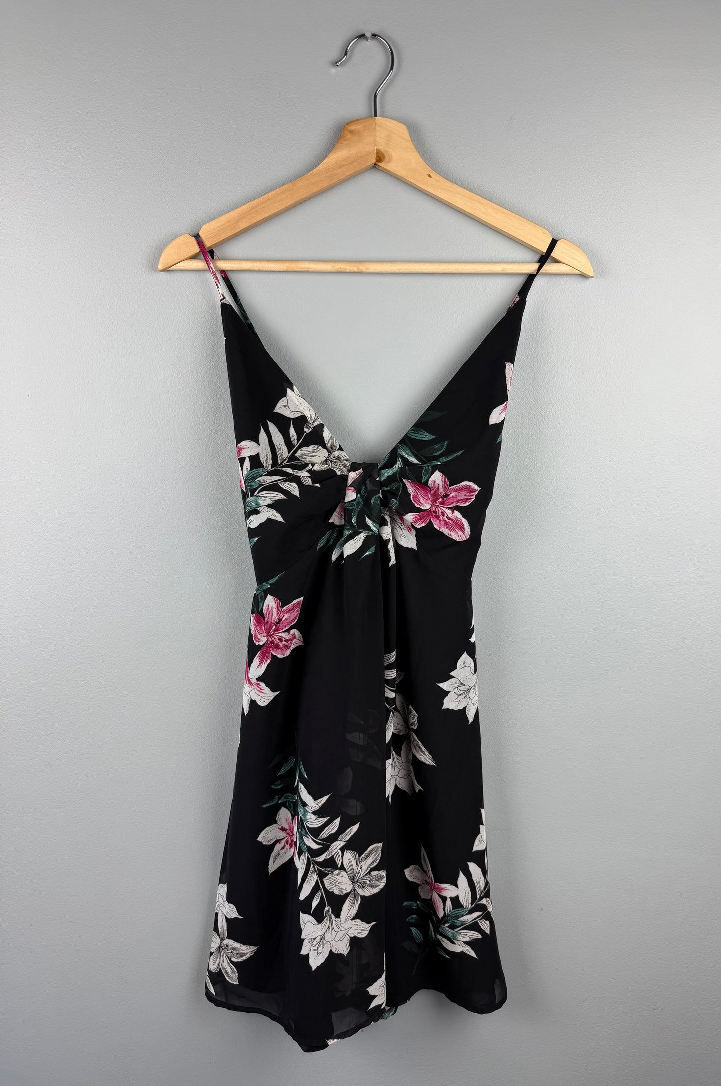 Dynamite Women’s Small Floral Dress