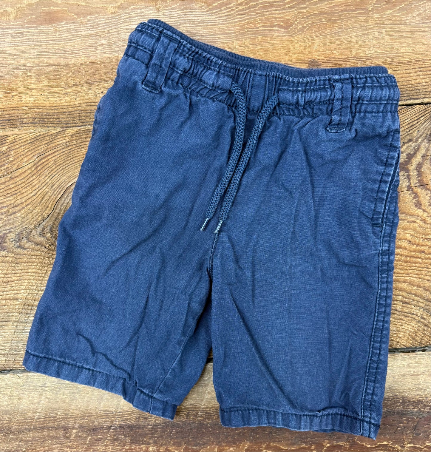 Oshkosh 24M Short