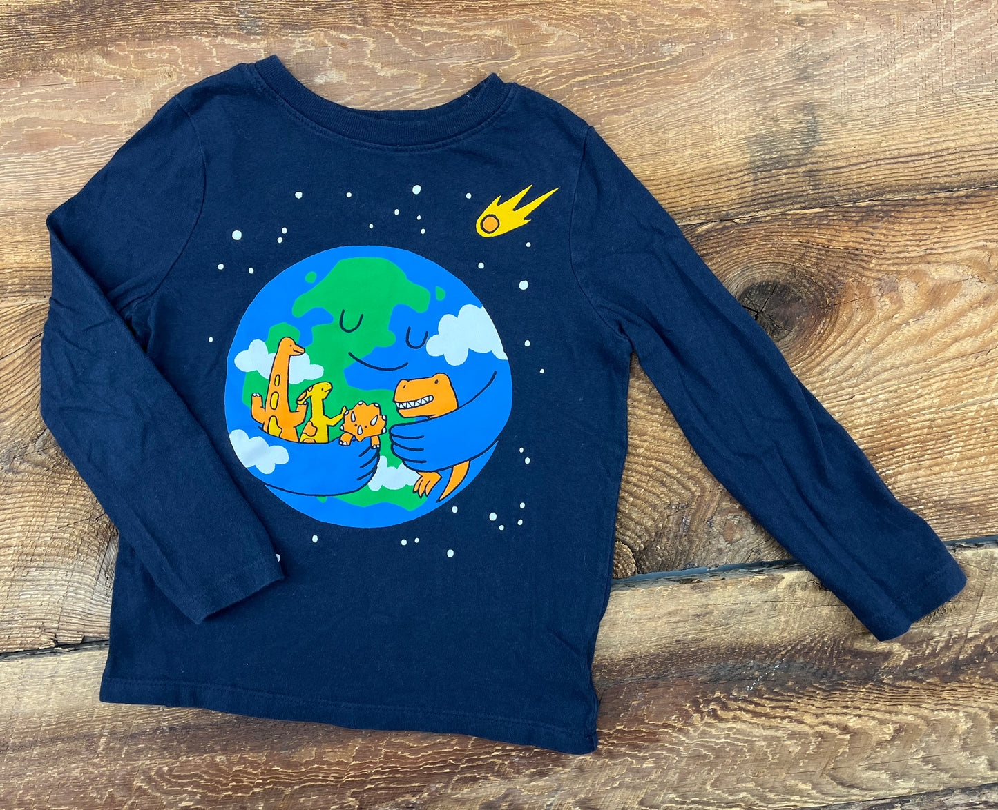 Old Navy 4T Earth Day Shirt