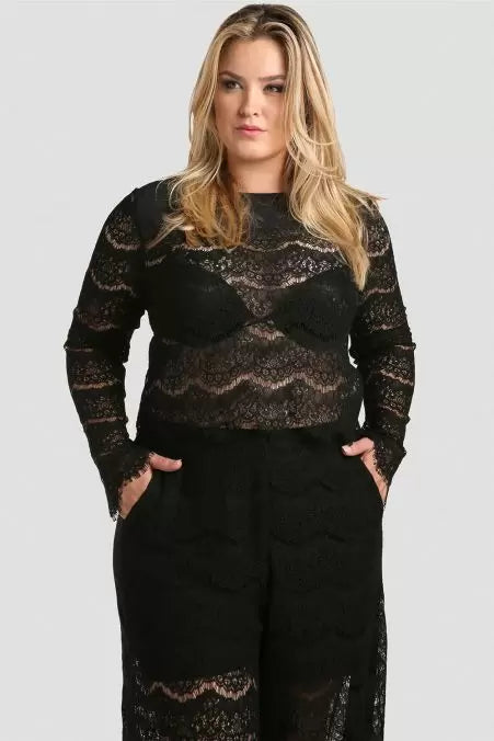 Standards & Practices Women’s 1X Lace Cropped Top