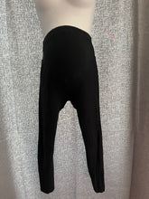 Load image into Gallery viewer, Old Navy Maternity Small Active Legging
