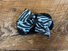 Load image into Gallery viewer, Stretchy Newborn Zebra Print Headband
