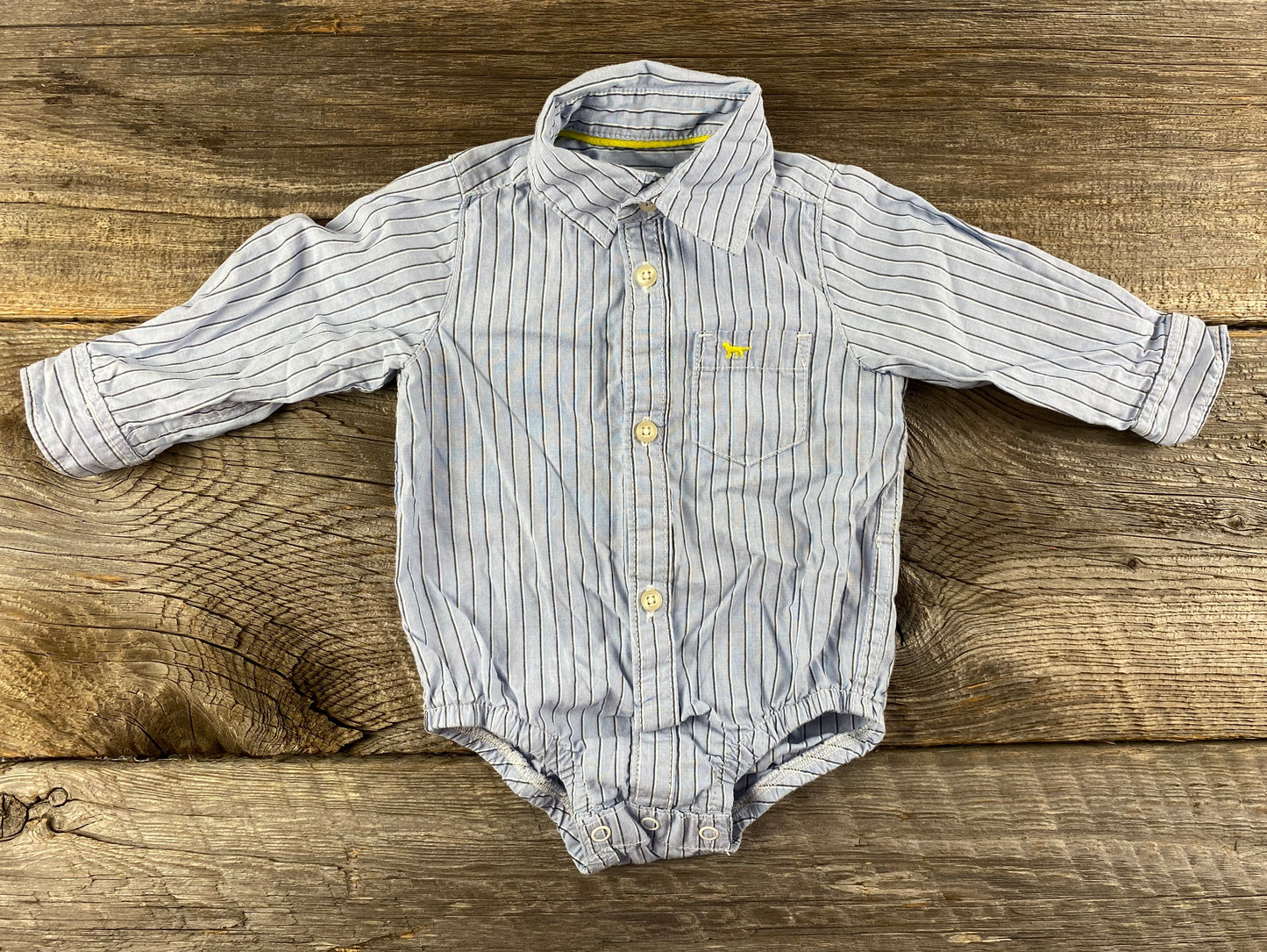 Carter’s 6M Onesie Dress Shirt
