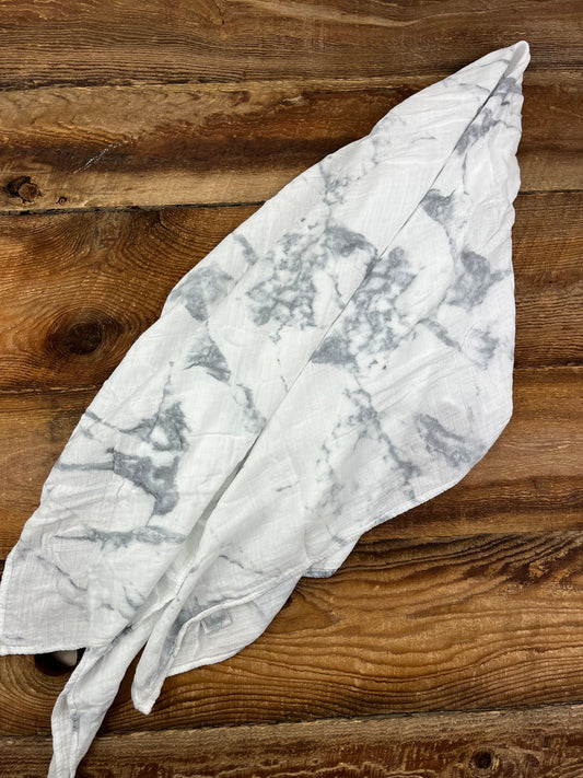 Lulujo Marble Swaddle Blanket